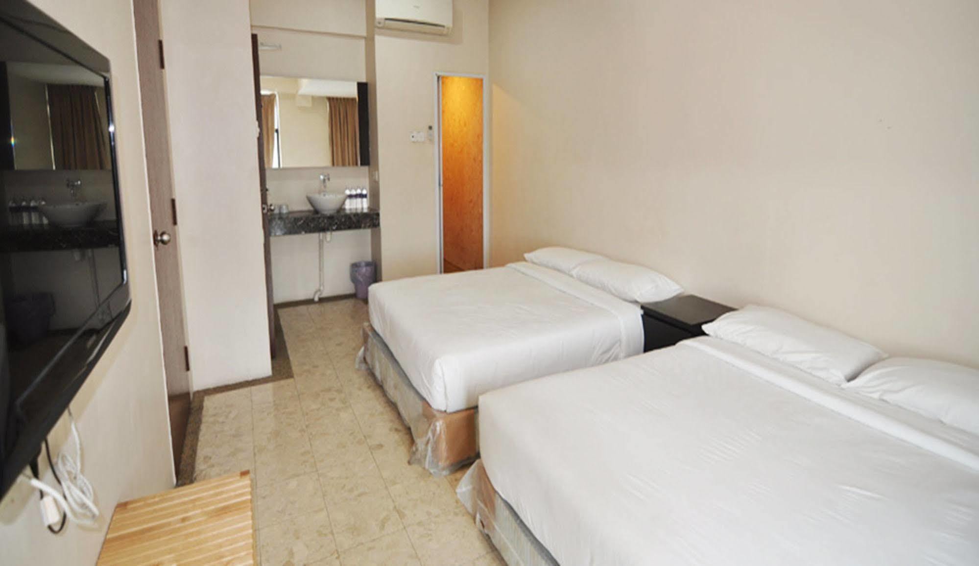 Hotel Zamburger Sg Bakap Kampong Gurun Exterior photo